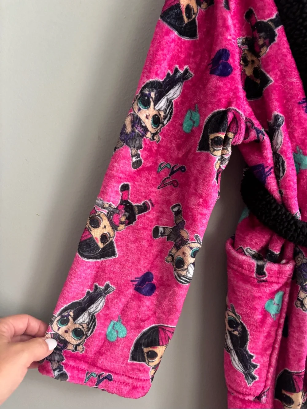 L.O.L girls rope size 8